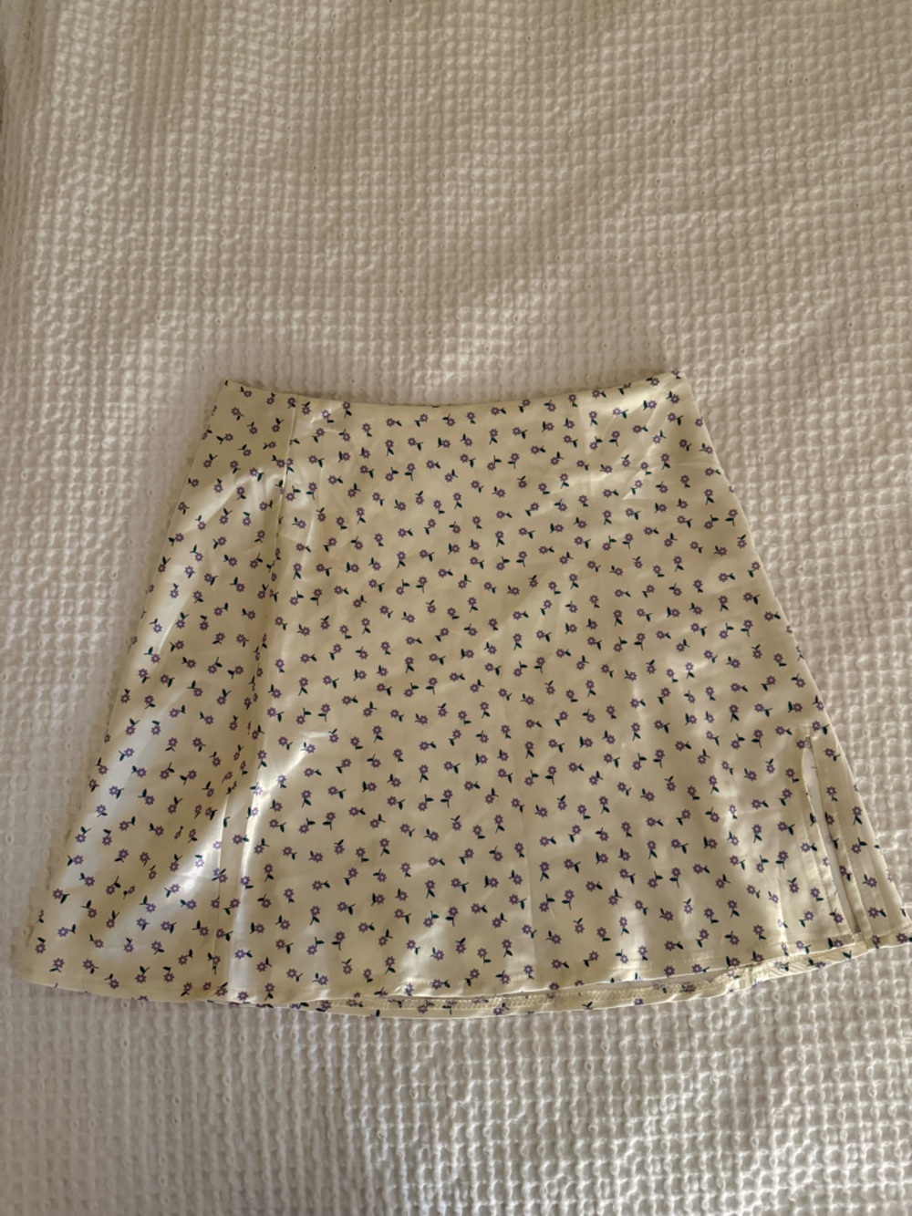 Princess Polly Women’s Allison Yellow Purple Floral Satin Skirt Size 4